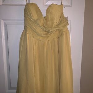 Strapless yellow dress
